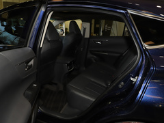 2022款 2.0L CVT两驱尊享版