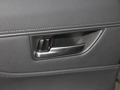 2022款 双擎 2.5L CVT四驱尊享版