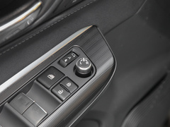 2022款 双擎 2.5L CVT四驱尊享版