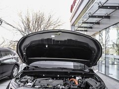 2022款 双擎 2.5L CVT四驱旗舰版
