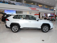 2022款 2.0L 两驱豪华版 