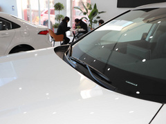 2022款 2.0L 两驱豪华版 