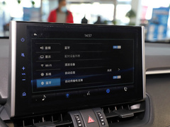 2022款 2.0L 两驱豪华版 