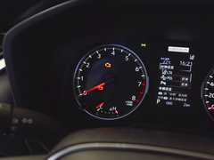 2022款 2.0L 两驱豪华版 