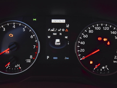 2022款 2.0L 两驱豪华版 