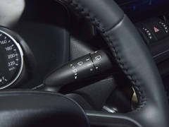 2022款 2.0L 两驱豪华版 