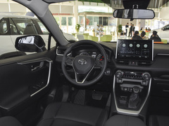 2022款 2.0L 两驱豪华版 