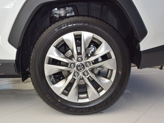 2022款 2.0L 四驱豪华版 