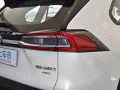 2022款 2.0L 四驱豪华版 