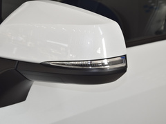 2022款 2.0L 四驱豪华版 