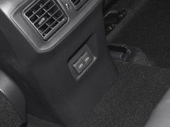 2022款 2.0L 四驱豪华版 