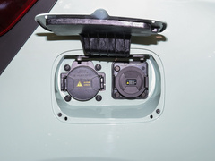 2022款 甜粉款 微糖版 三元锂 30kW 301km