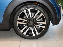 2022款 改款 1.5T COOPER 艺术家