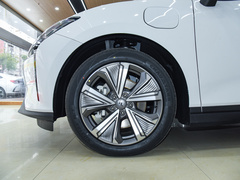 2022款 610km 精英版
免税
