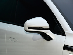 2022款 570 Plus