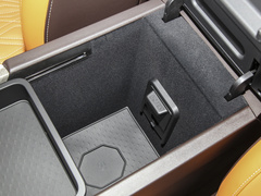 2022款 3.0T 商务版 造境型 7座