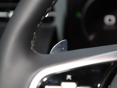 2022款 3.0T 高端定制版 5座