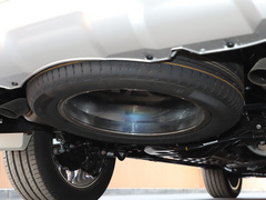 2022款 3.0T 高端定制版 5座