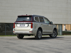 2022款 3.0T 高端定制版 5座