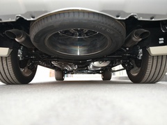 2022款 3.0T 高端定制版 5座