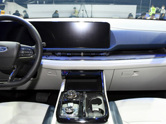 2022款 EcoBoost 170 尊领型PLUS
