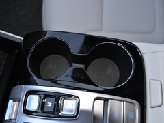 2022款 途胜L 2.0L 混动・旗舰版