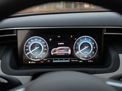 2022款 途胜L 2.0L 混动・旗舰版