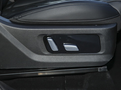 2022款 3.0T 运动版 造境型 7座
