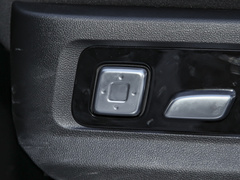 2022款 3.0T 运动版 造境型 7座