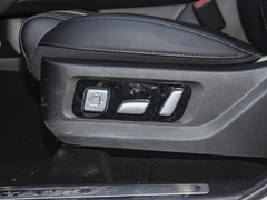 2022款 3.0T 运动版 造境型 7座