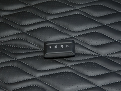 2022款 3.0T 运动版 造境型 7座