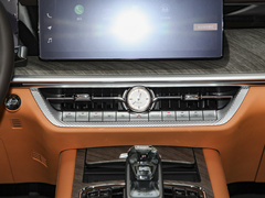 2022款 3.0T 运动版 造境型 5座