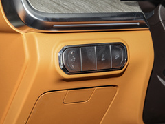 2022款 3.0T 运动版 造境型 5座
