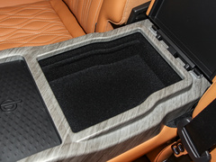 2022款 3.0T 运动版 造境型 5座