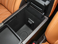2022款 3.0T 运动版 造境型 5座