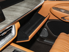 2022款 3.0T 运动版 造境型 5座