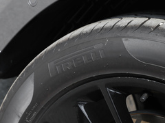 2022款 P250 R-Dynamic BLACK