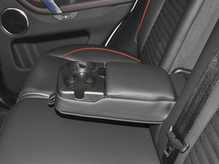 2022款 P300e 性能科技版
免税
