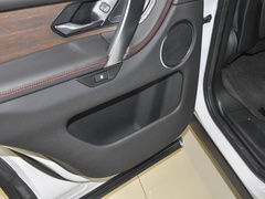 2022款 P300e 性能科技版
免税
