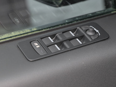 2022款 P300e 性能科技版
免税
