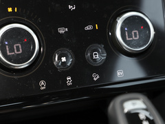 2022款 P300e 性能科技版
免税
