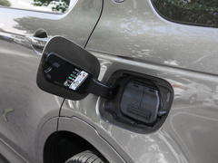 2022款 P300e 性能科技版
免税
