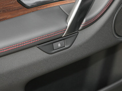 2022款 P300e 性能科技版
免税
