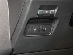 2022款 P300e 性能科技版
免税
