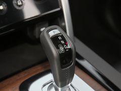 2022款 P300e 性能科技版
免税

