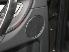 2022款 P300e 性能科技版
免税
