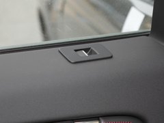 2022款 P300e 性能科技版
免税
