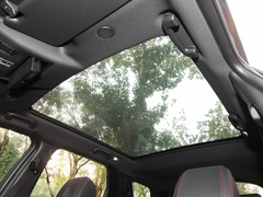 2022款 P300e 性能科技版
免税
