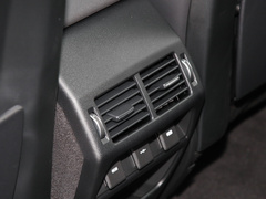 2022款 P300e 性能科技版
免税
