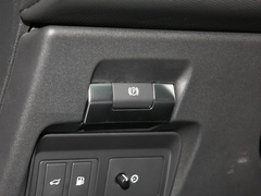 2022款 P300e 性能科技版
免税
